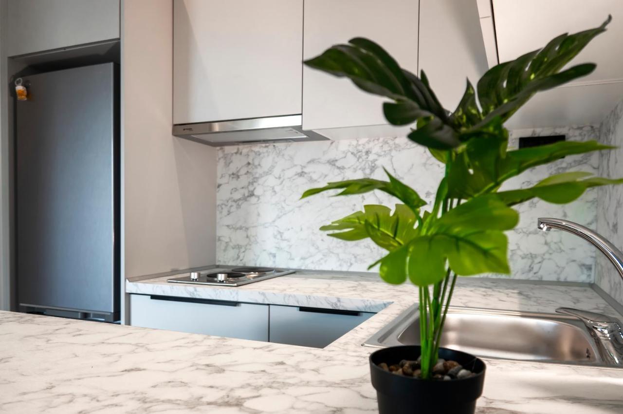 Berries Luxury Apartments Nea Moudania Luaran gambar