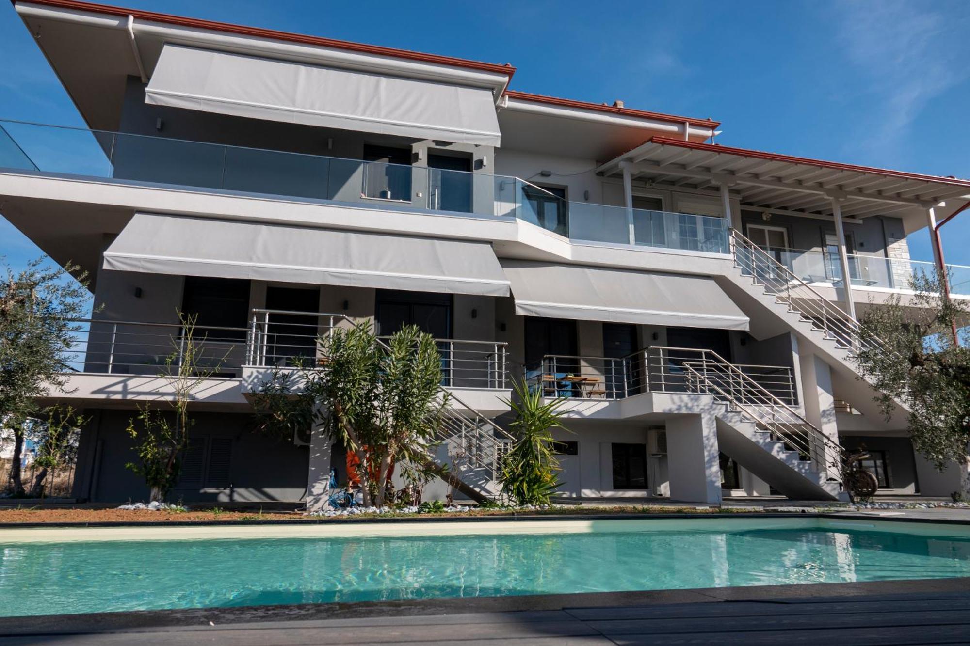 Berries Luxury Apartments Nea Moudania Luaran gambar